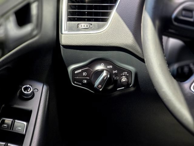 Used 2014 Audi Q5 2.0T Premium AWD/4WD image 23