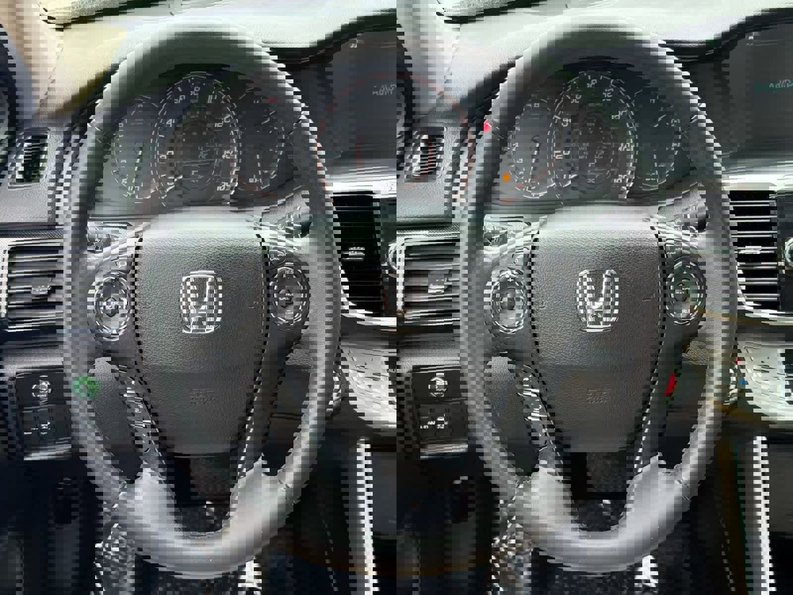 Used 2015 Honda Accord EX-L image 24