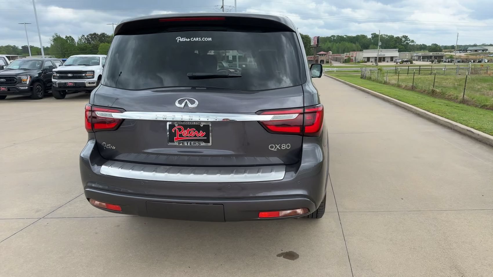 Used 2024 INFINITI QX80 Luxe RWD image 8
