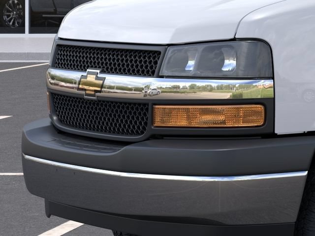 New 2026 Chevrolet Express 3500 w/ Power Convenience Package RWD image 13