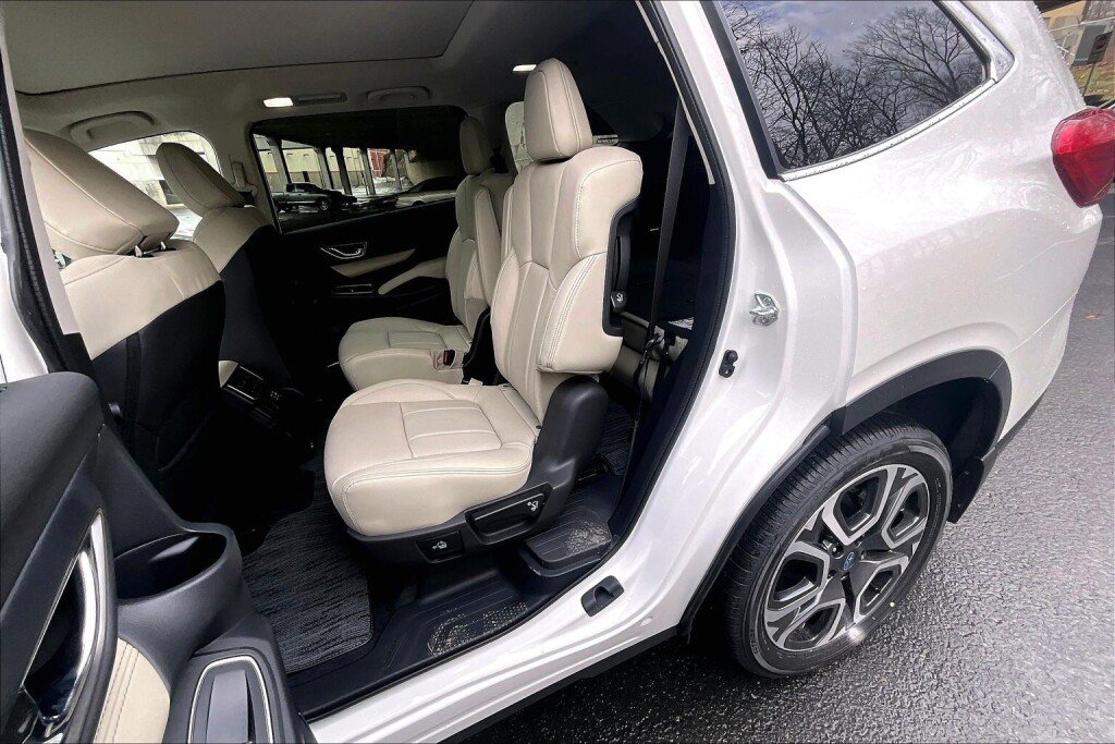 New 2026 Subaru Ascent Limited AWD/4WD image 8