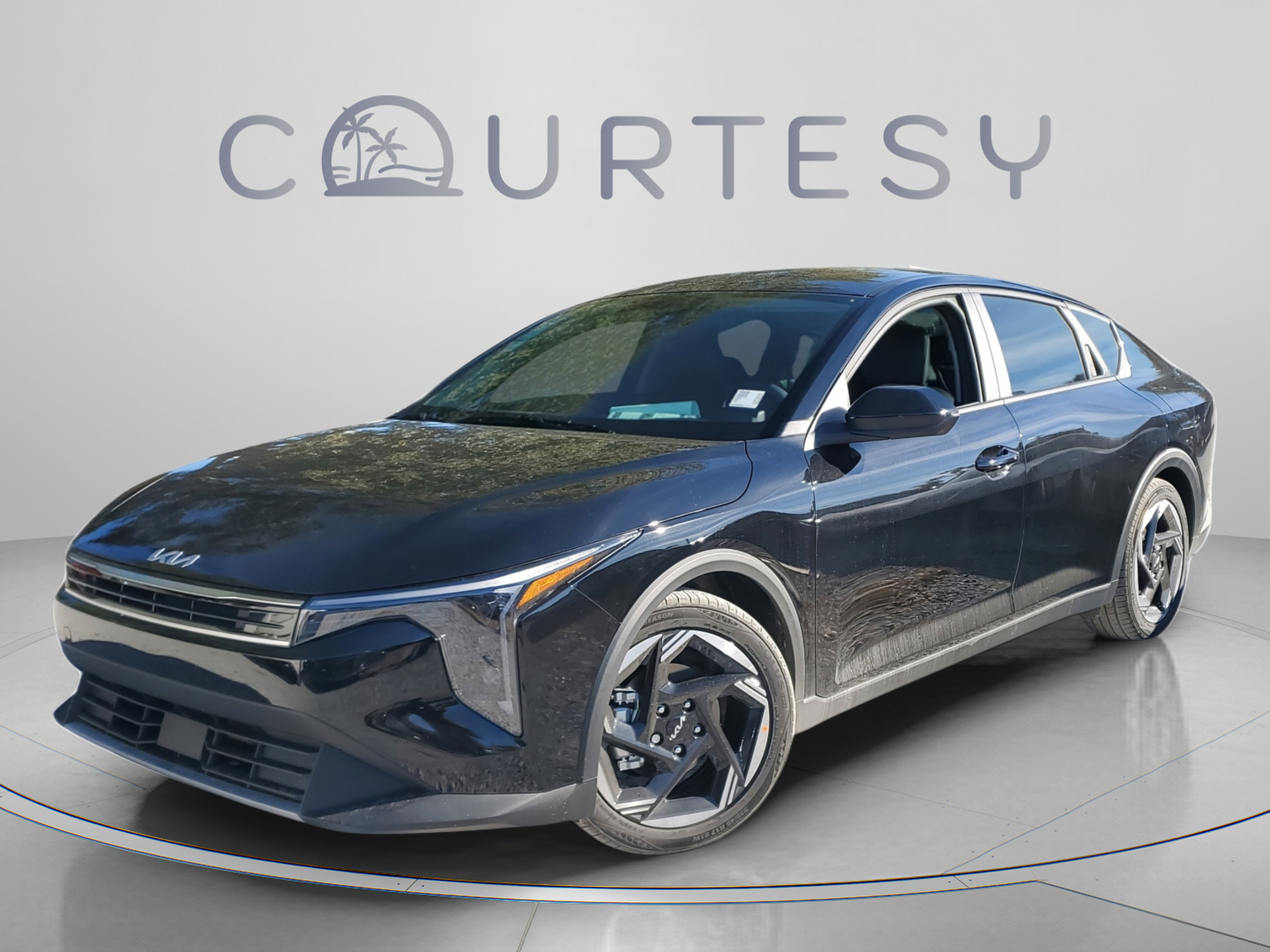 New 2025 Kia K4 EX FWD image 1