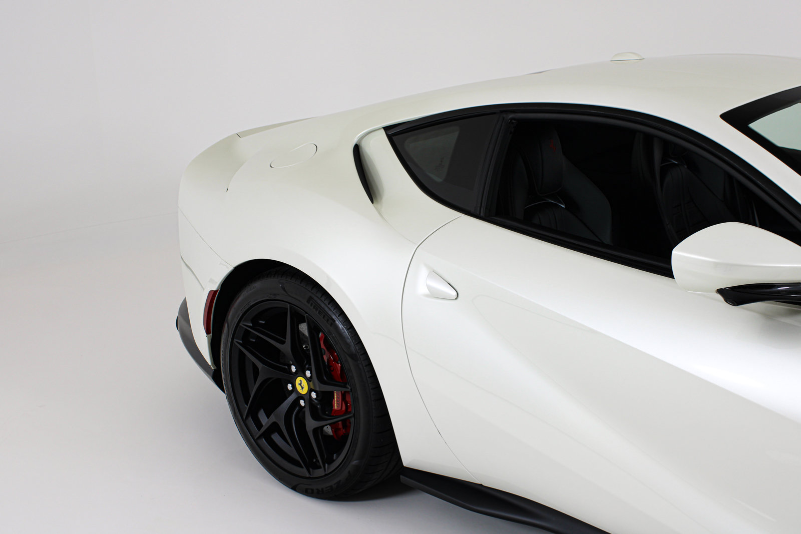 Used 2020 Ferrari 812 Superfast RWD image 13