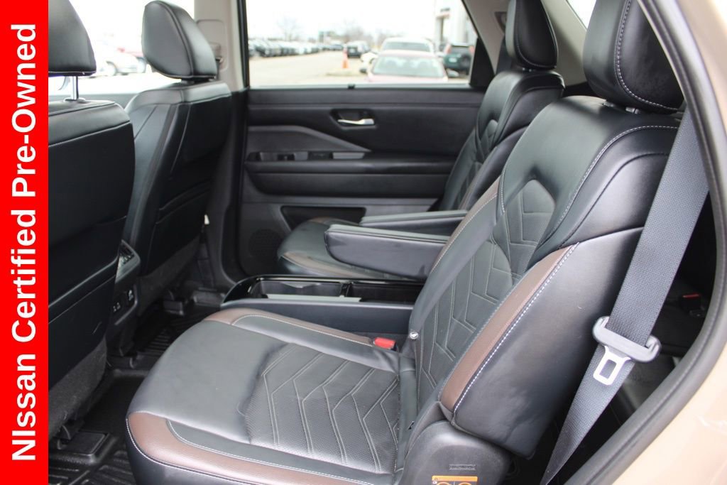 Certified 2023 Nissan Pathfinder Platinum image 25