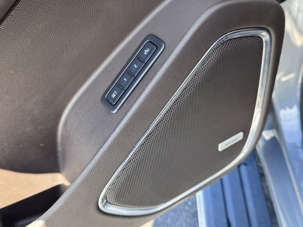 Used 2016 GMC Yukon XL Denali w/ Open Road Package image 28