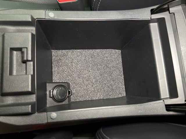 Used 2023 Subaru Outback Limited image 29