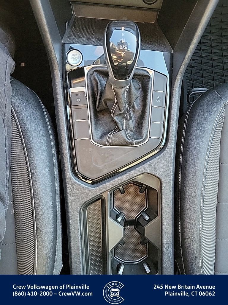 Certified 2023 Volkswagen Taos SE image 11