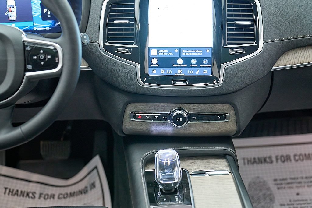 Certified 2023 Volvo XC90 B6 Ultimate w/ Protection Package Premier AWD/4WD image 31