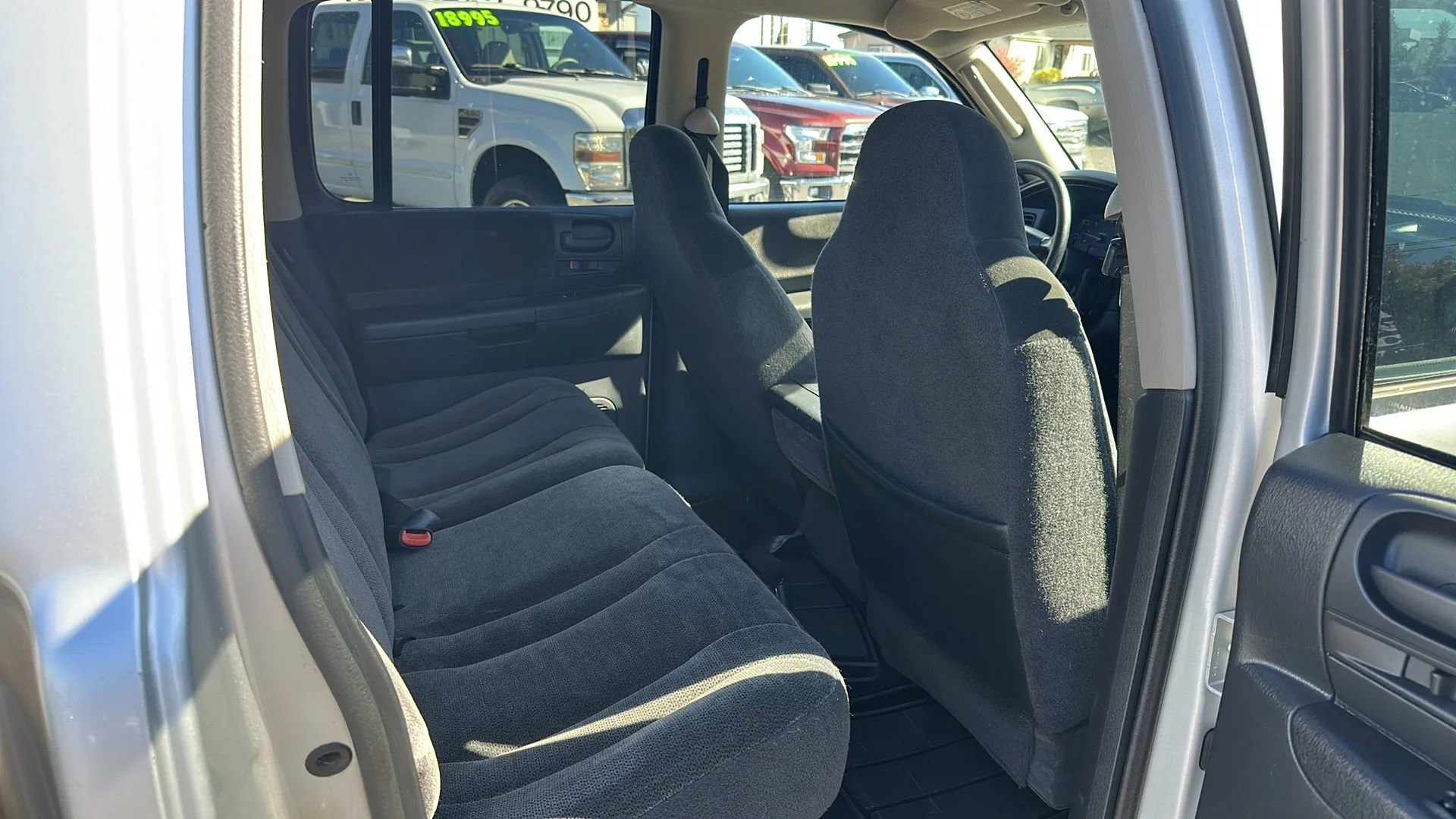 Used 2003 Dodge Dakota SLT image 10