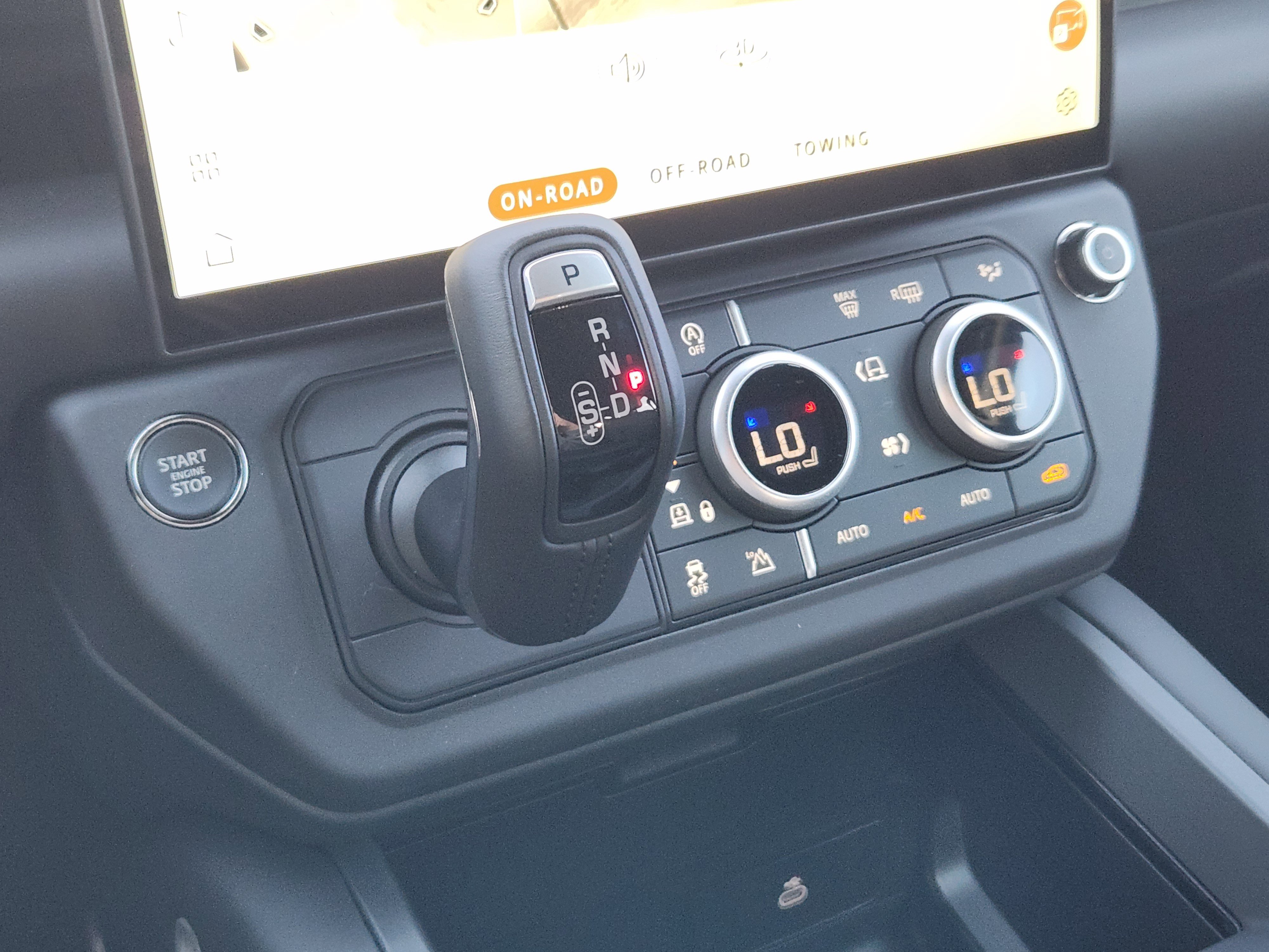 New 2026 Land Rover Defender 110 S image 18