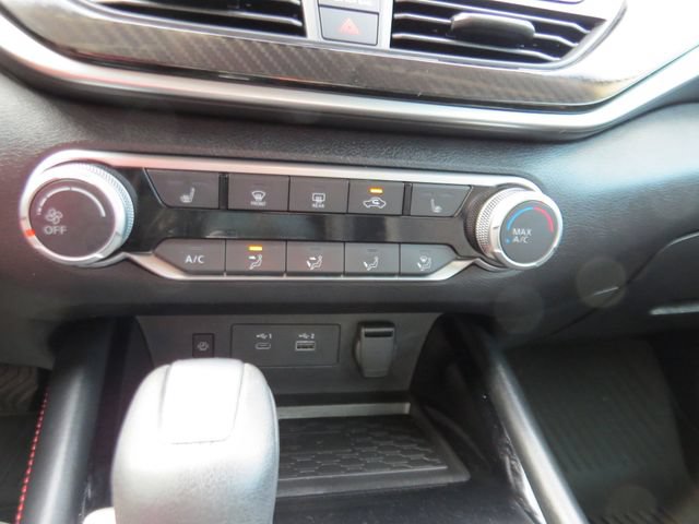 Used 2023 Nissan Altima 2.5 SR w/ SR Premium Package FWD image 18