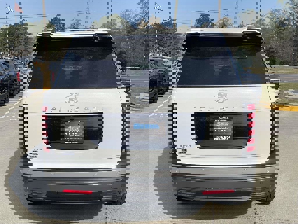 New 2026 Hyundai Palisade FWD Hybrid image 3