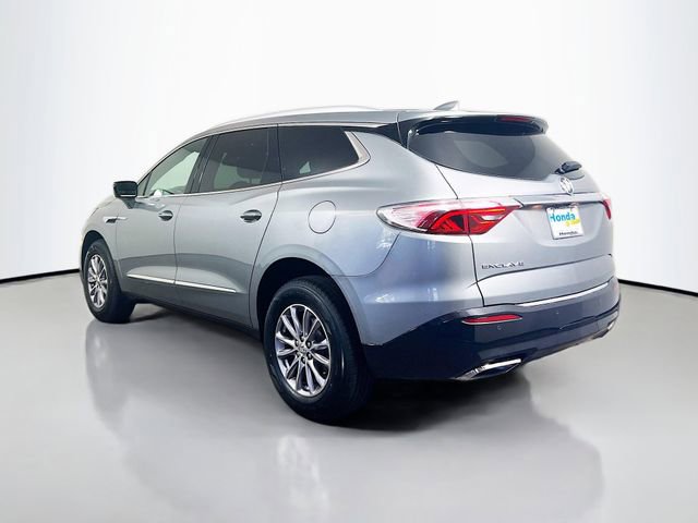 Used 2023 Buick Enclave Essence image 7