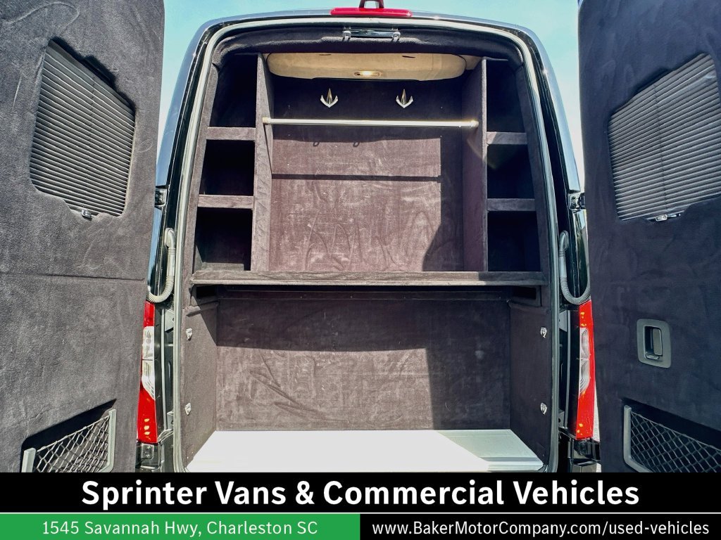 Used 2021 Mercedes-Benz Sprinter 2500 image 8