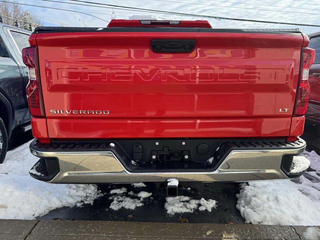 Used 2024 Chevrolet Silverado 1500 LT image 3