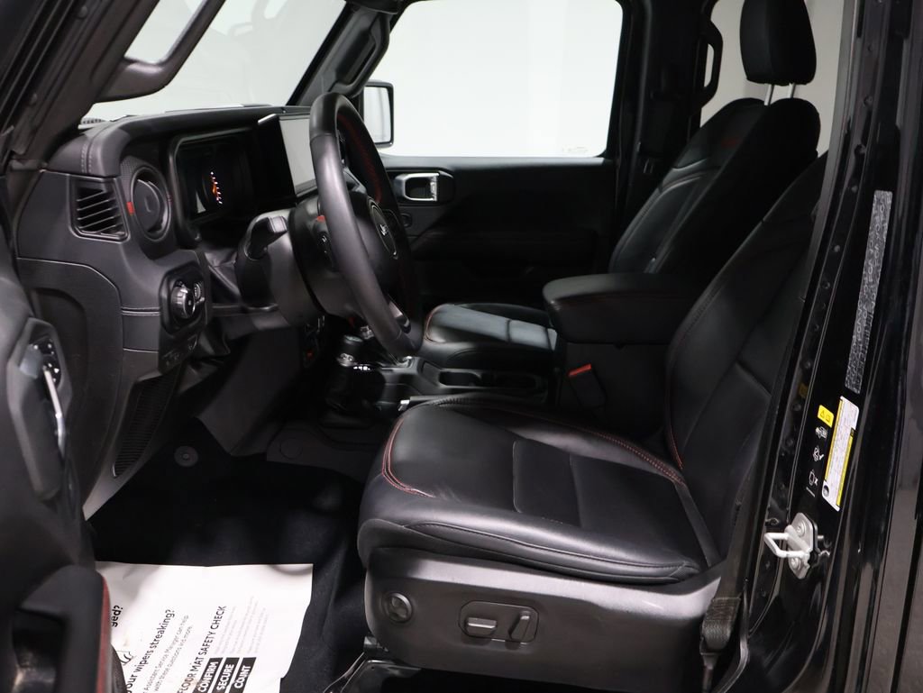 Used 2024 Jeep Wrangler Unlimited Rubicon w/ Convenience Group image 11