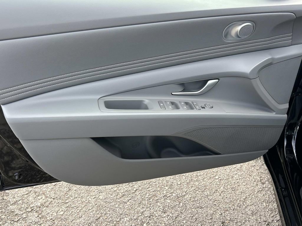 New 2026 Hyundai Elantra Sport image 15