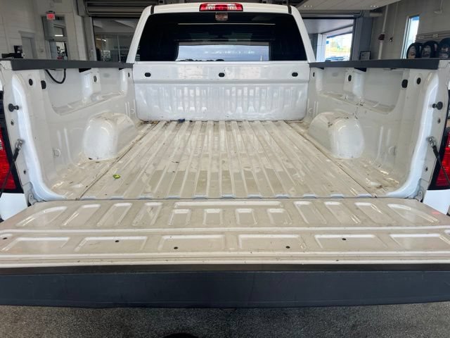 Certified 2016 Chevrolet Silverado 1500 Custom w/ Custom Convenience Package AWD/4WD image 7