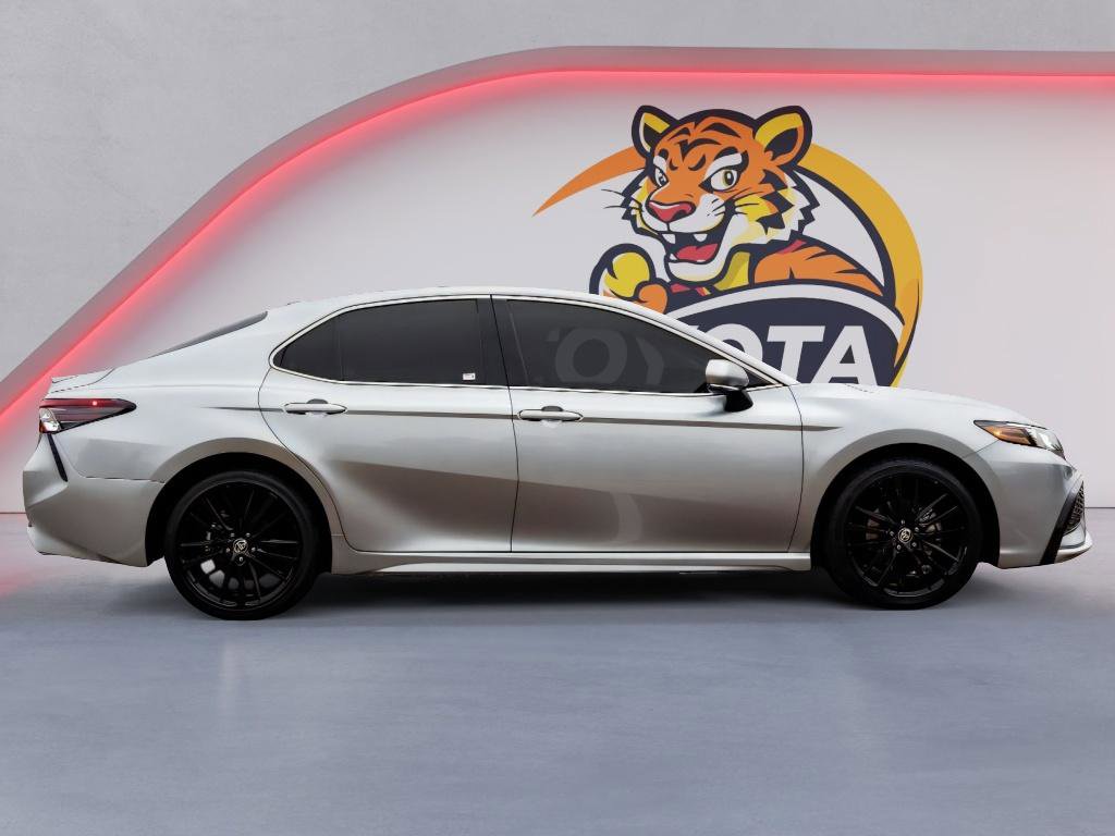 Used 2024 Toyota Camry XSE image 4