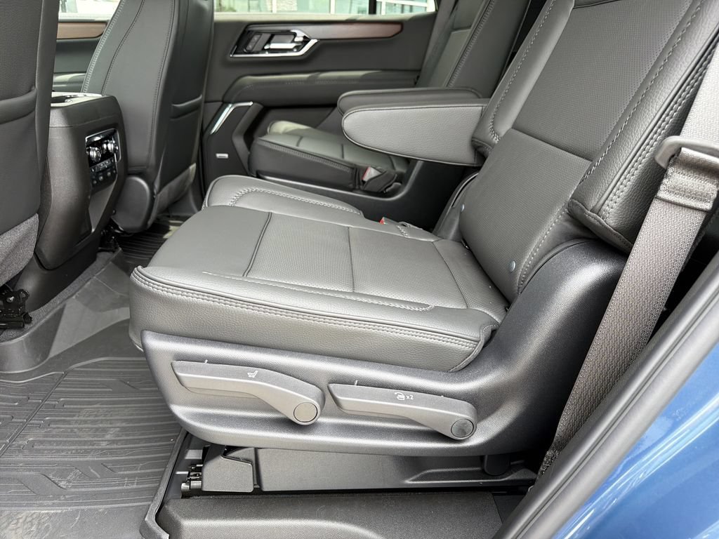 New 2026 GMC Yukon Denali w/ Advanced Technology Package RWD image 17