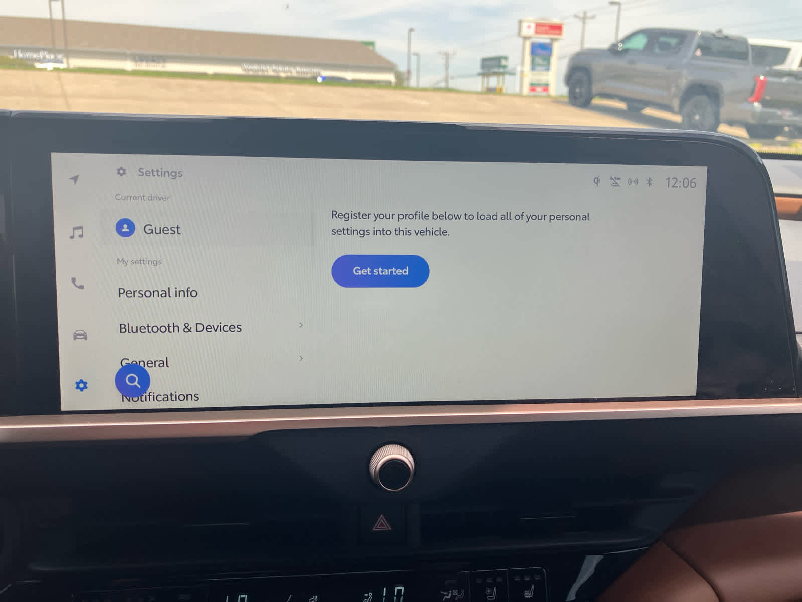 Used 2025 Toyota Crown Limited w/ Advanced Technology Package image 24