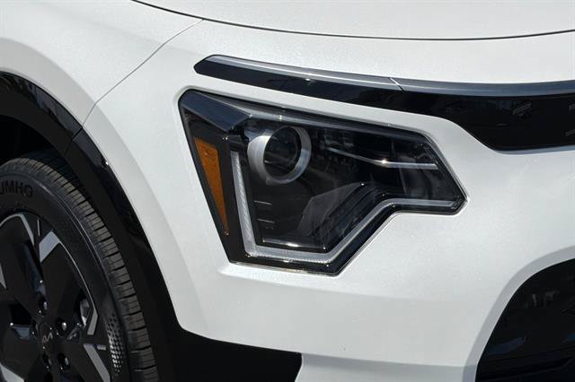New 2026 Kia Niro Wind FWD image 31