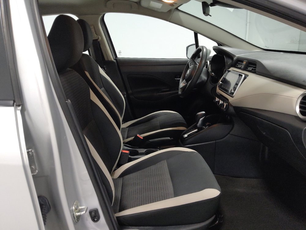 Used 2021 Nissan Versa SV image 21