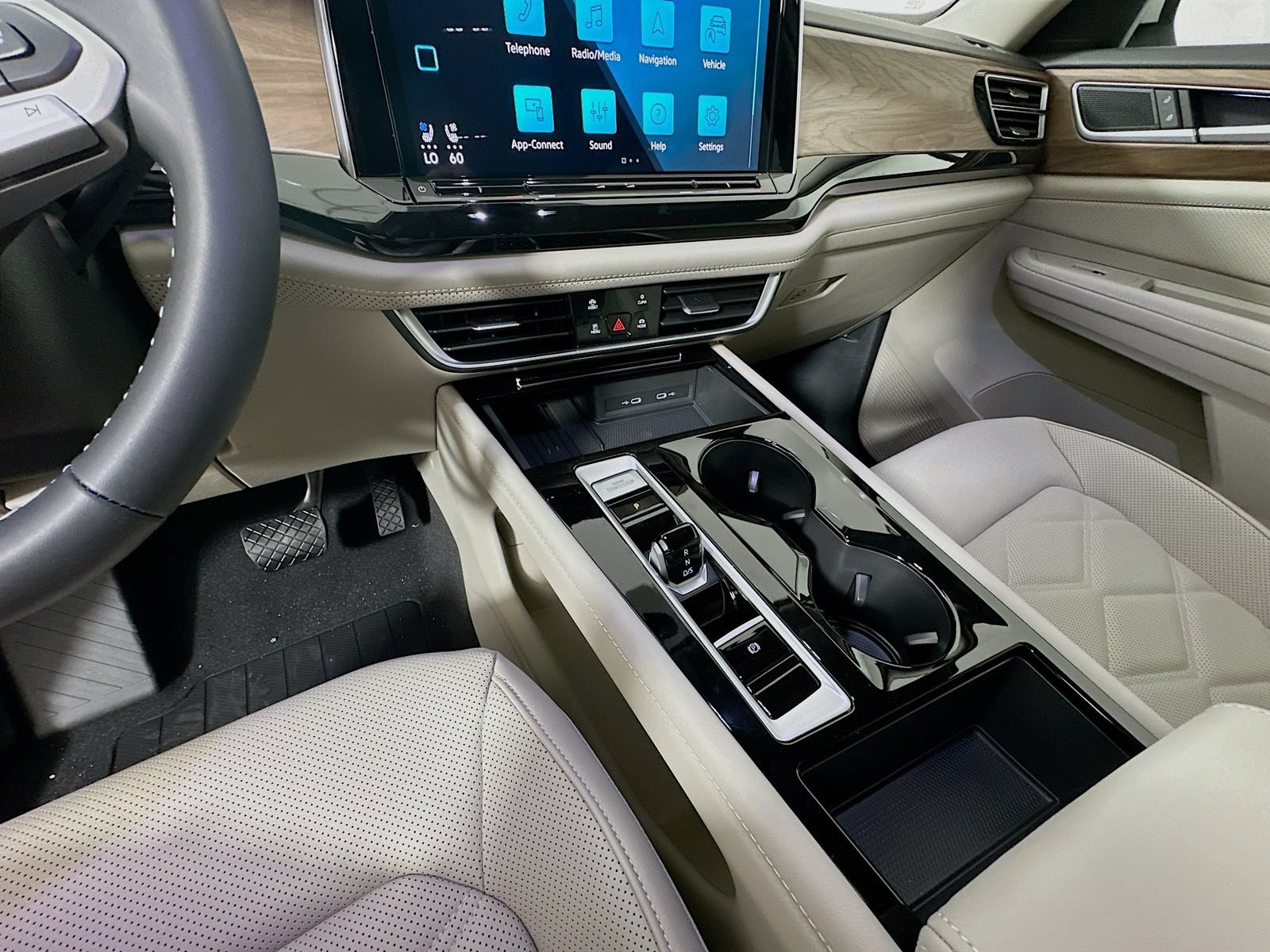 New 2026 Volkswagen Atlas SE AWD/4WD image 15