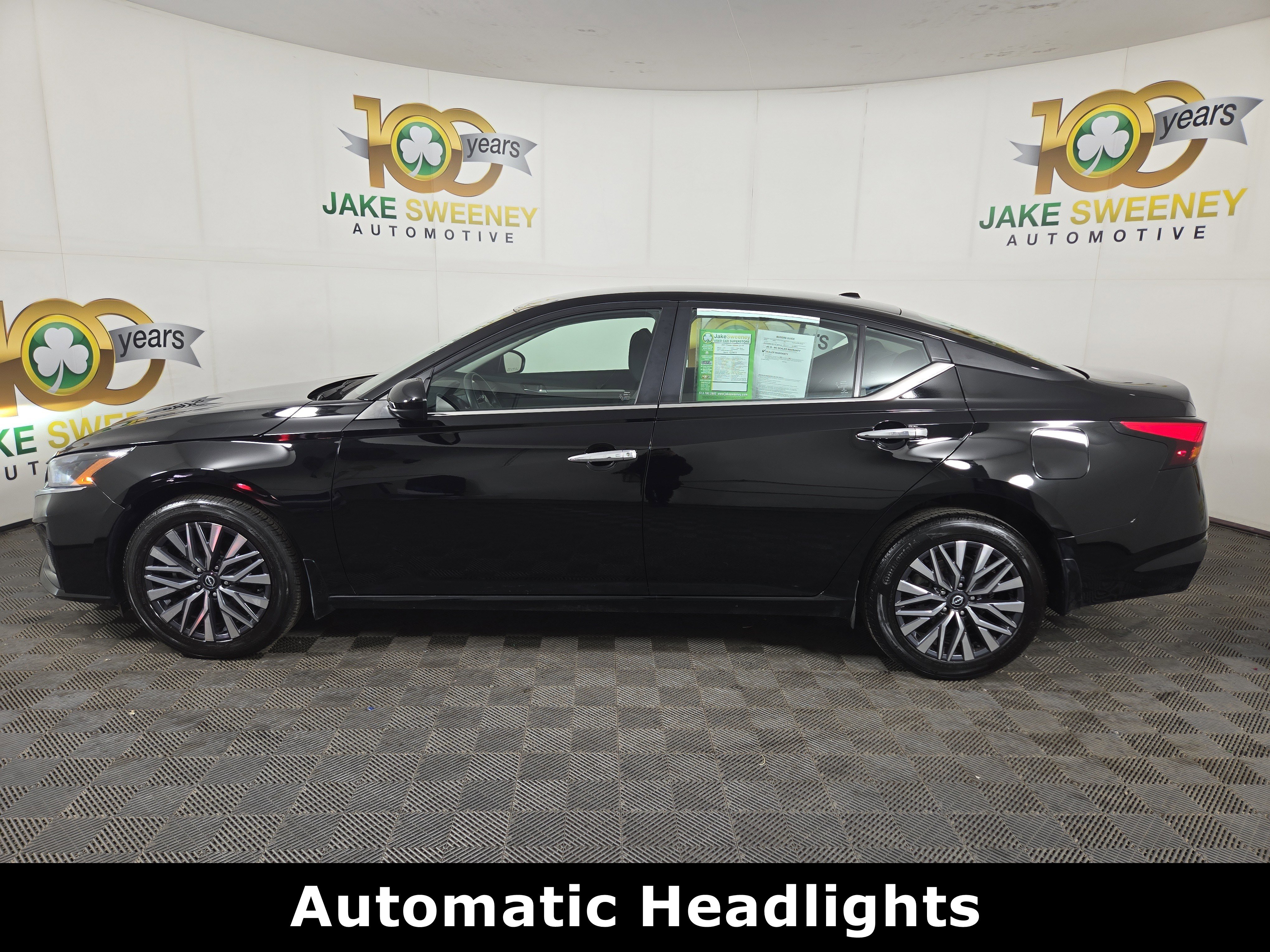 Used 2023 Nissan Altima 2.5 SV image 4