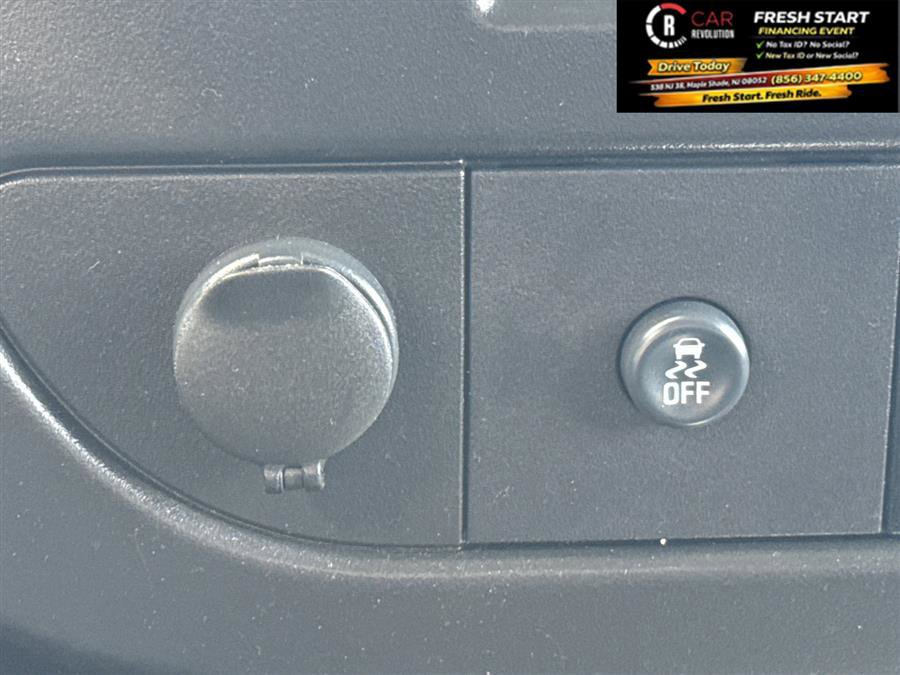 Used 2017 Chevrolet Express 3500 LT w/ LT Preferred Equipment Group image 19