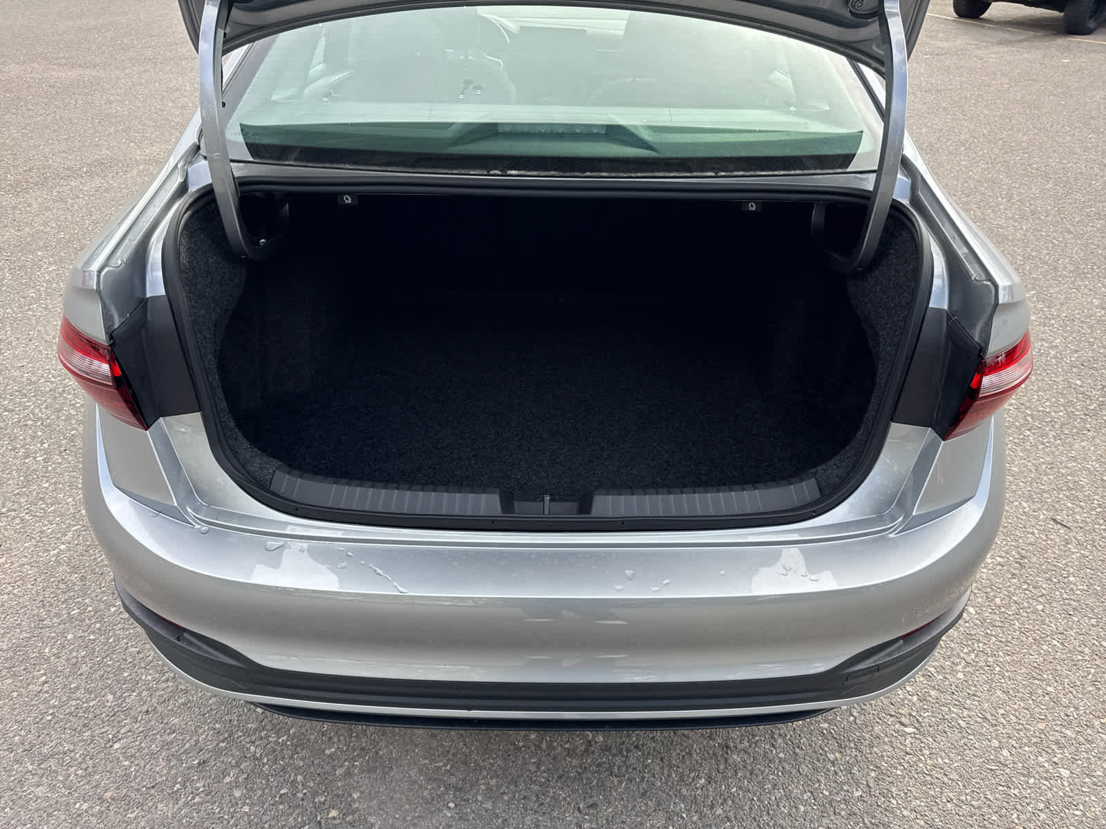 New 2025 Volkswagen Jetta S image 28