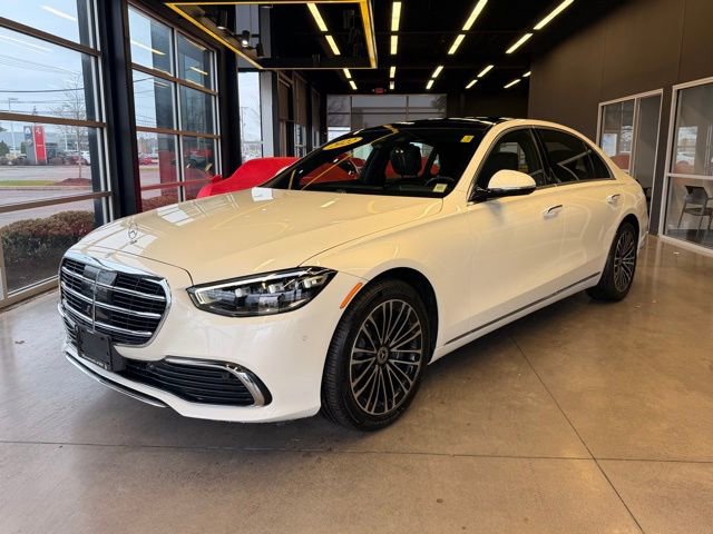 Used 2022 Mercedes-Benz S 500 4MATIC image 1