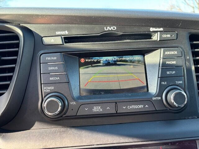 Used 2011 Kia Optima EX FWD image 39