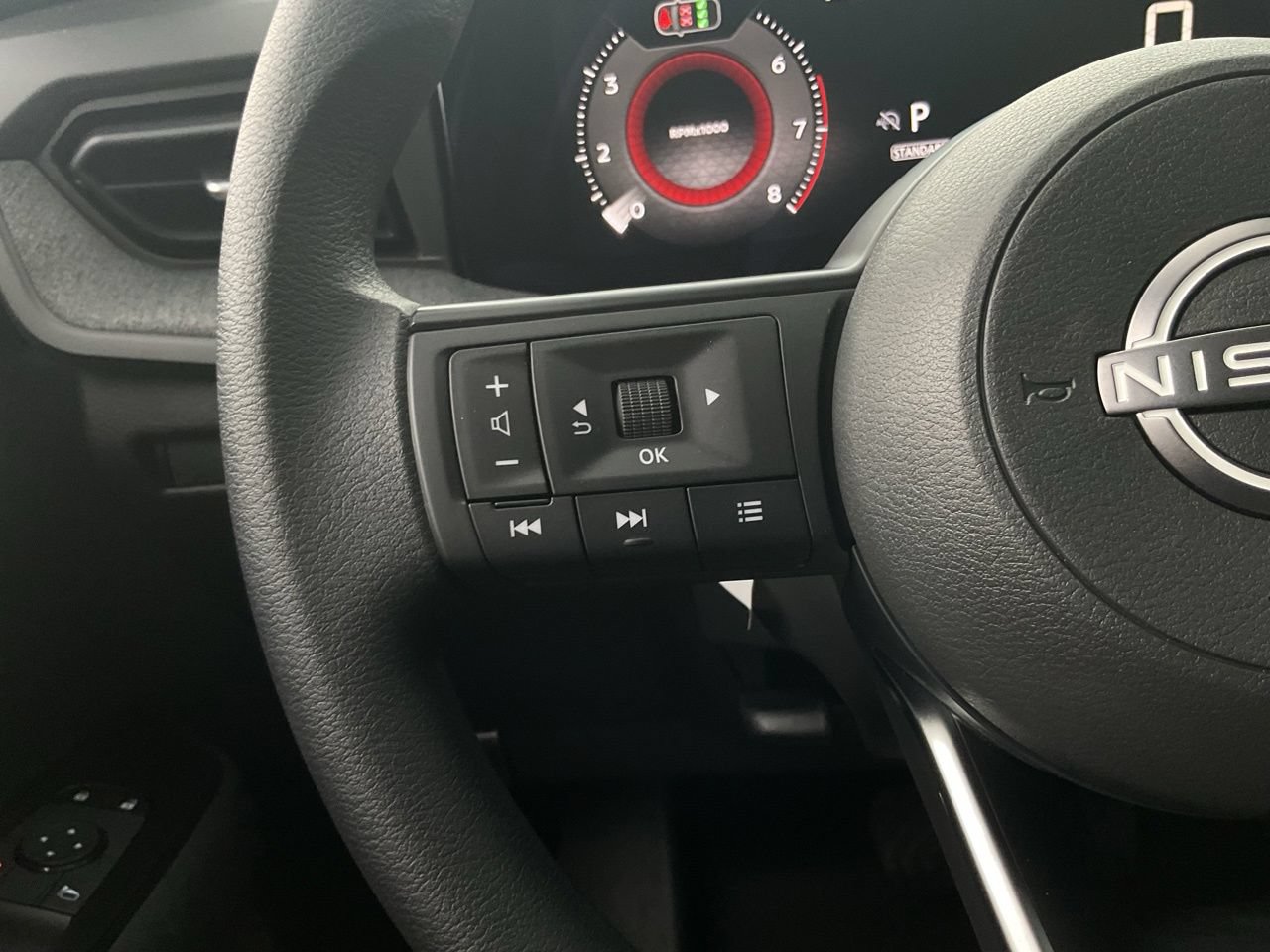 New 2027 Nissan Kicks S FWD image 30