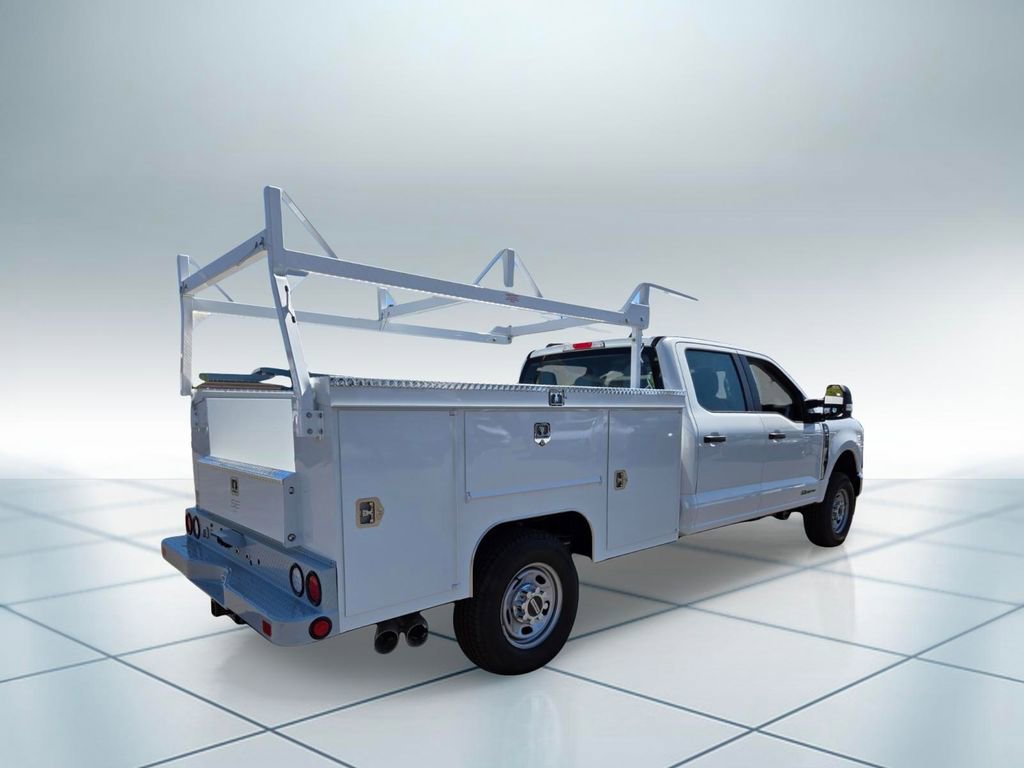 New 2026 Ford F250 XL w/ XL Chrome Package AWD/4WD image 4
