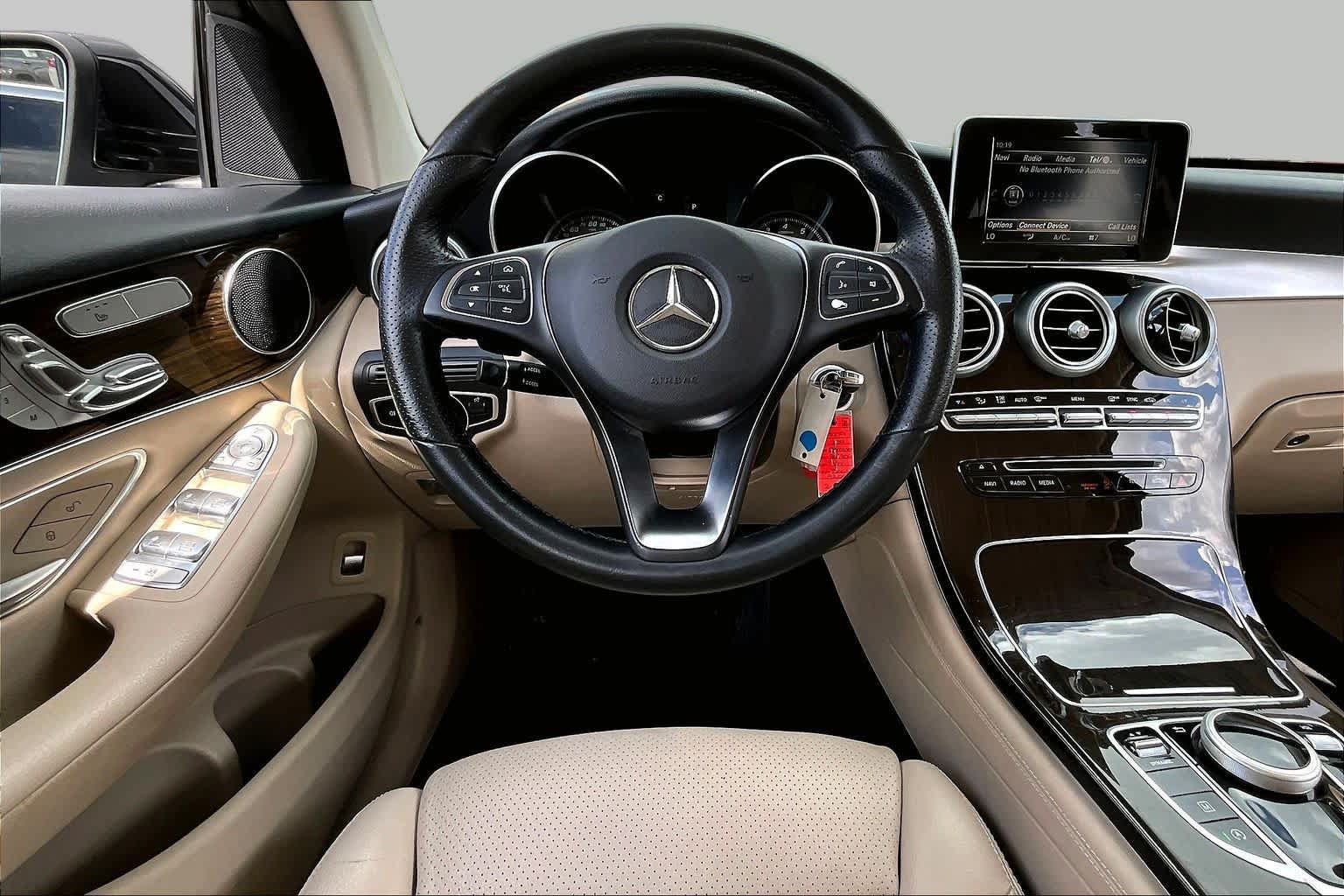 Used 2019 Mercedes-Benz GLC 300 image 6