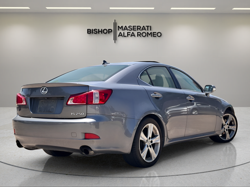 Used 2013 Lexus IS 250 w/ Premium Pkg Value Edition RWD image 5