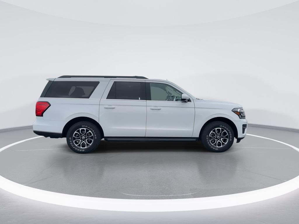 Used 2024 Ford Expedition Max XLT AWD/4WD image 9