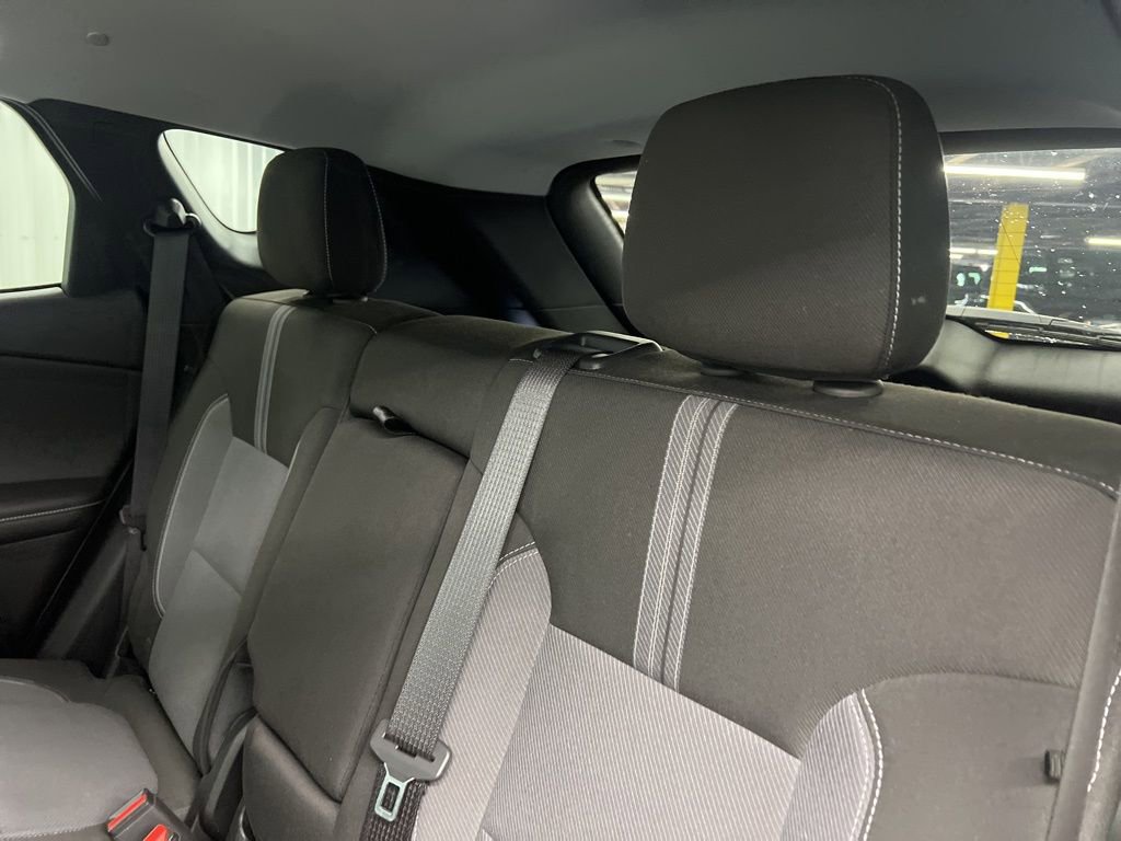 Used 2025 Chevrolet Blazer LT image 12