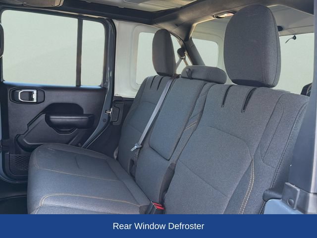 Used 2024 Jeep Wrangler Unlimited w/ Convenience Group AWD/4WD image 17