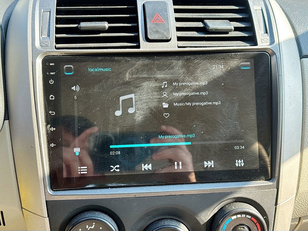 Used 2013 Toyota Corolla L FWD image 11