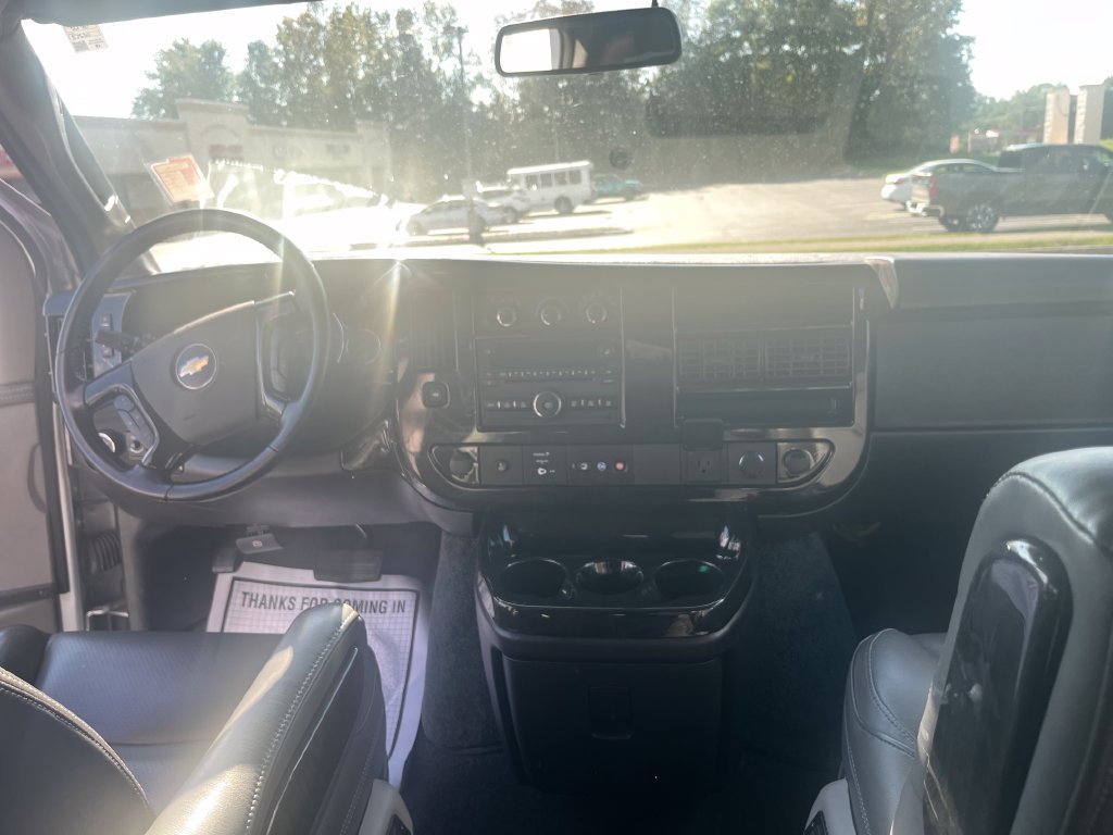 Used 2023 Chevrolet Express 2500 Extended RWD image 13