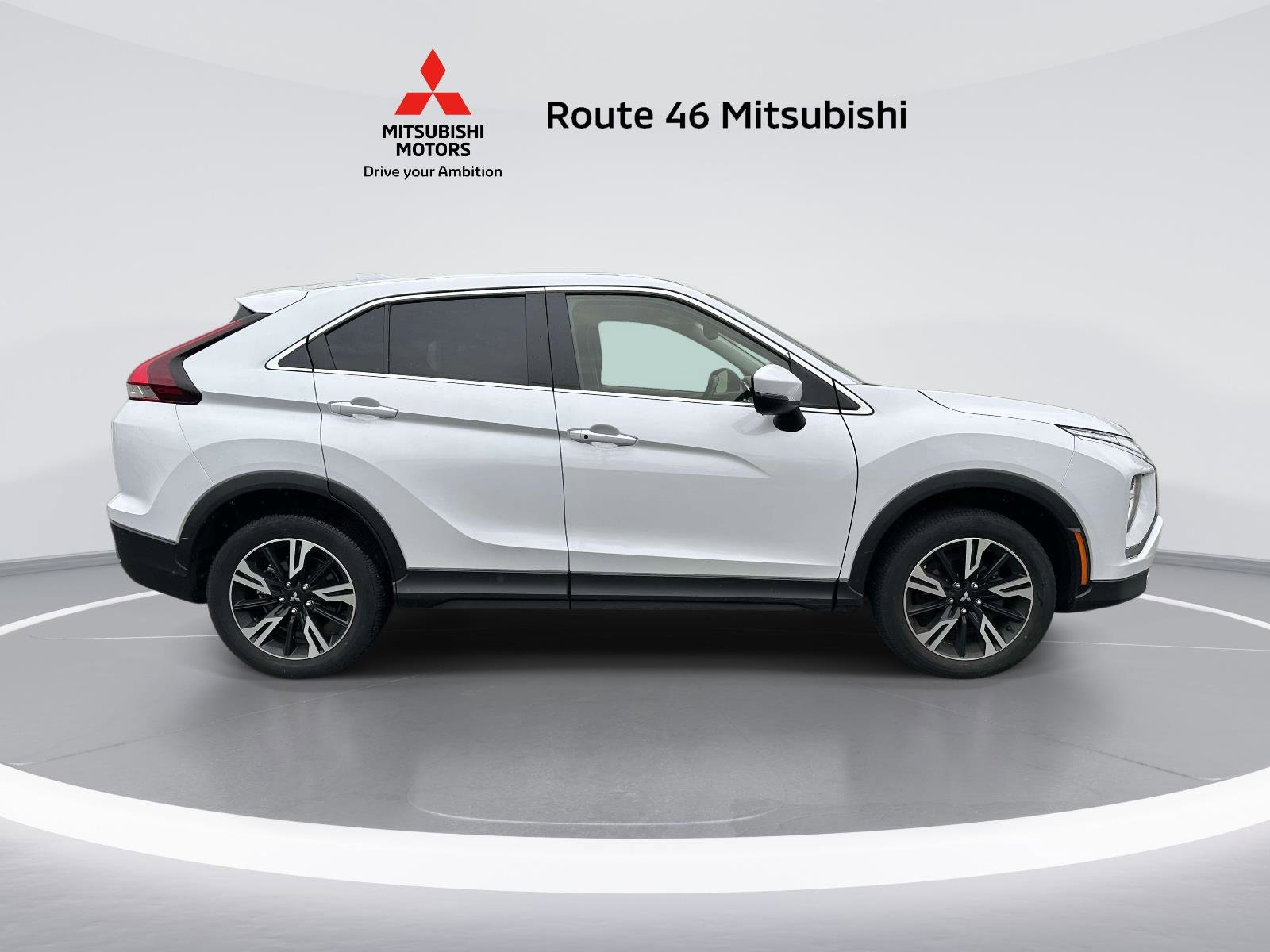 Used 2024 Mitsubishi Eclipse Cross SE AWD/4WD image 5