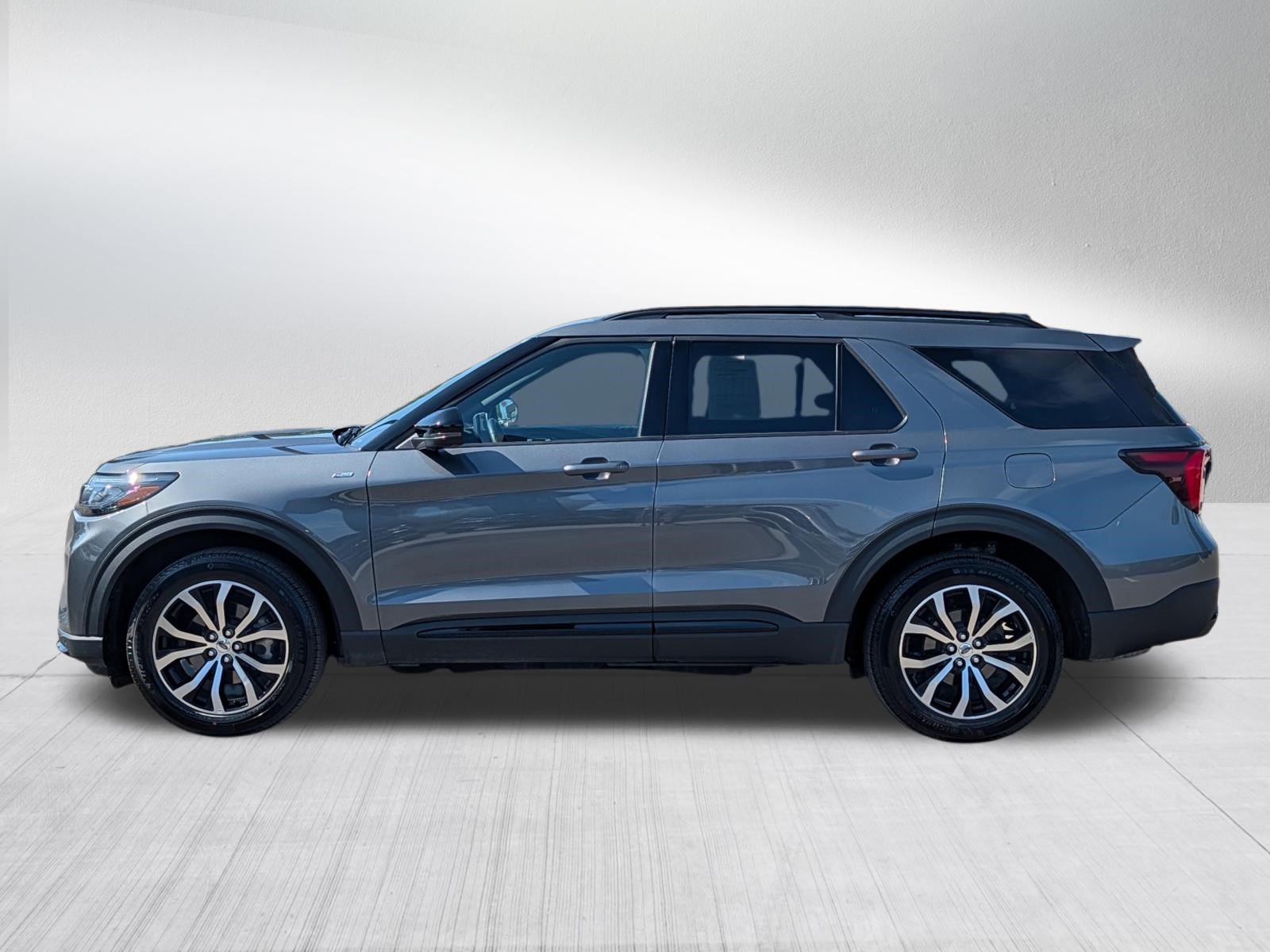 Used 2026 Ford Explorer ST-Line AWD/4WD image 4