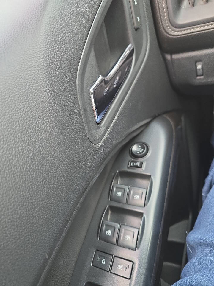 Used 2018 GMC Canyon SLT w/ Driver Alert Package image 40