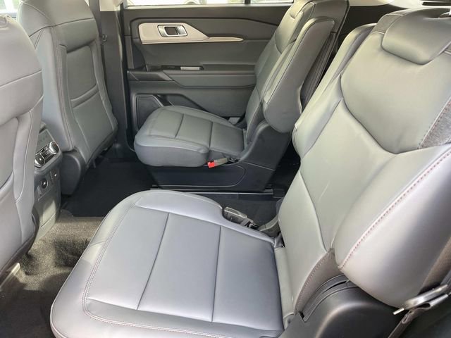 New 2026 Ford Explorer Active w/ Active Comfort Package image 22