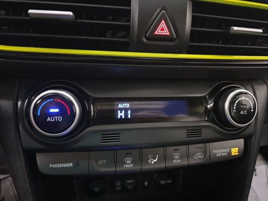 Used 2020 Hyundai Kona Ultimate AWD/4WD image 18