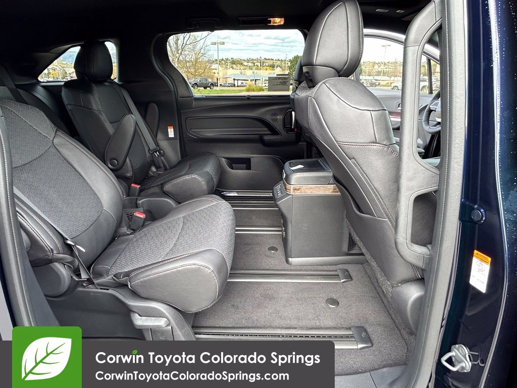 New 2026 Toyota Sienna Platinum AWD/4WD image 24