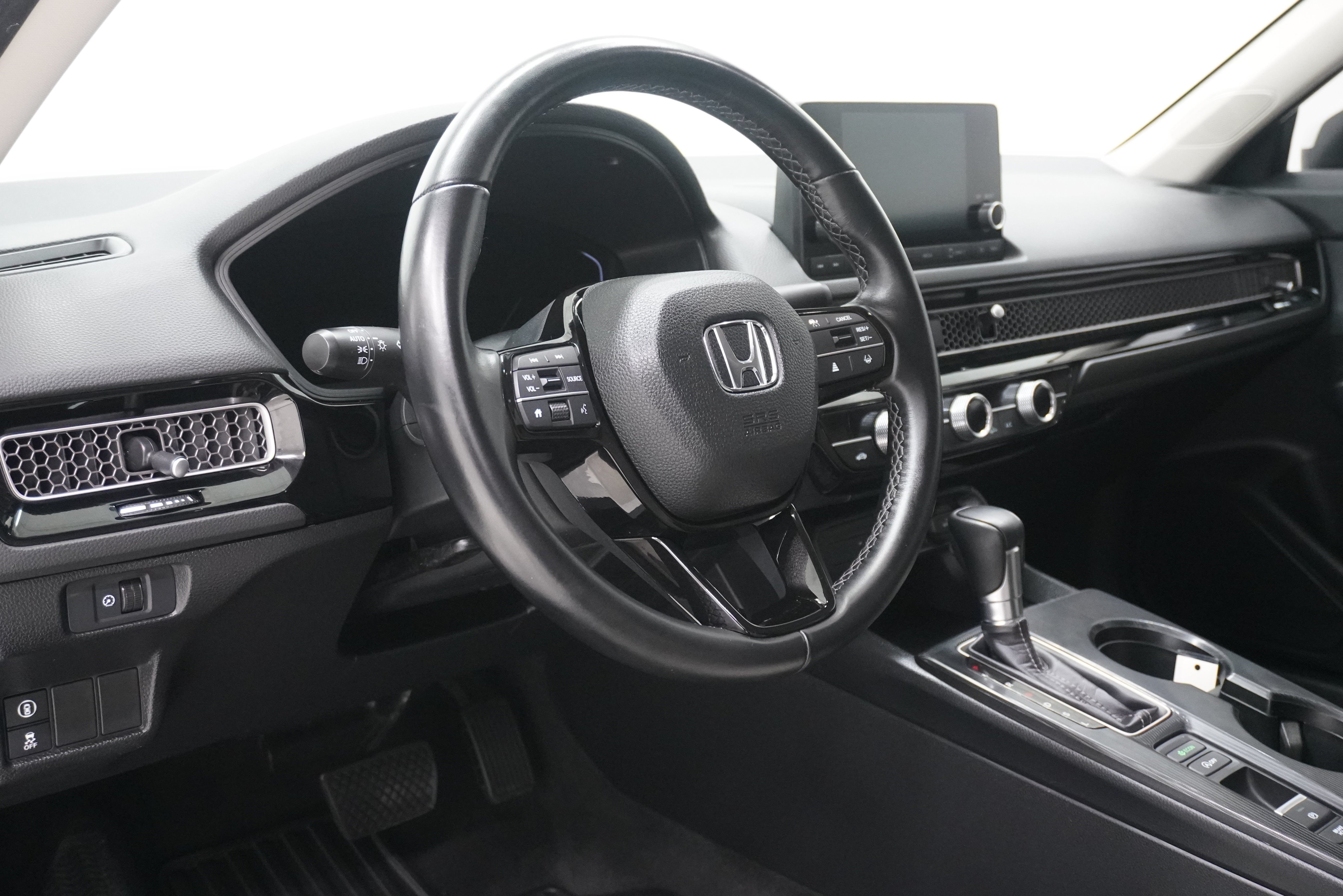 Used 2023 Honda Civic EX image 9