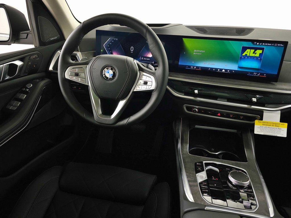 Used 2026 BMW X7 xDrive40i AWD/4WD image 15